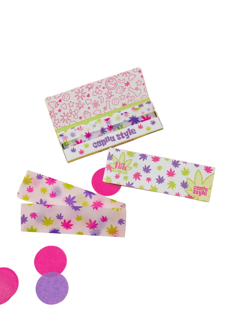 Pot Leaf Rolling Papers 1 1/4